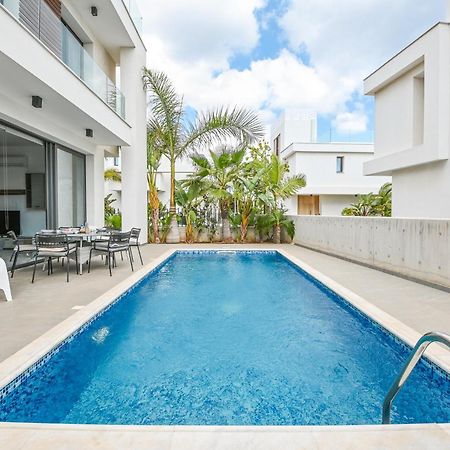פרוטאראס By The Beach Villa 12 מראה חיצוני תמונה