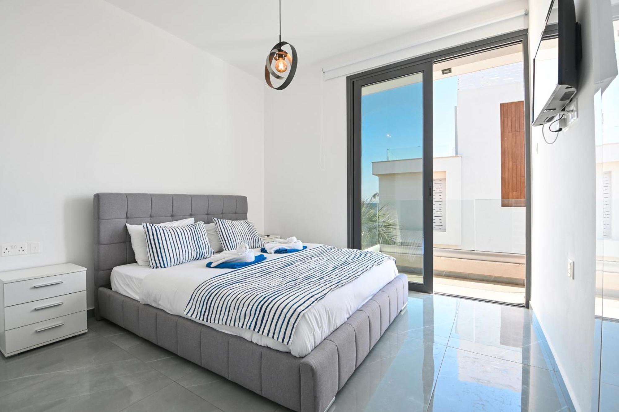 פרוטאראס By The Beach Villa 12 מראה חיצוני תמונה