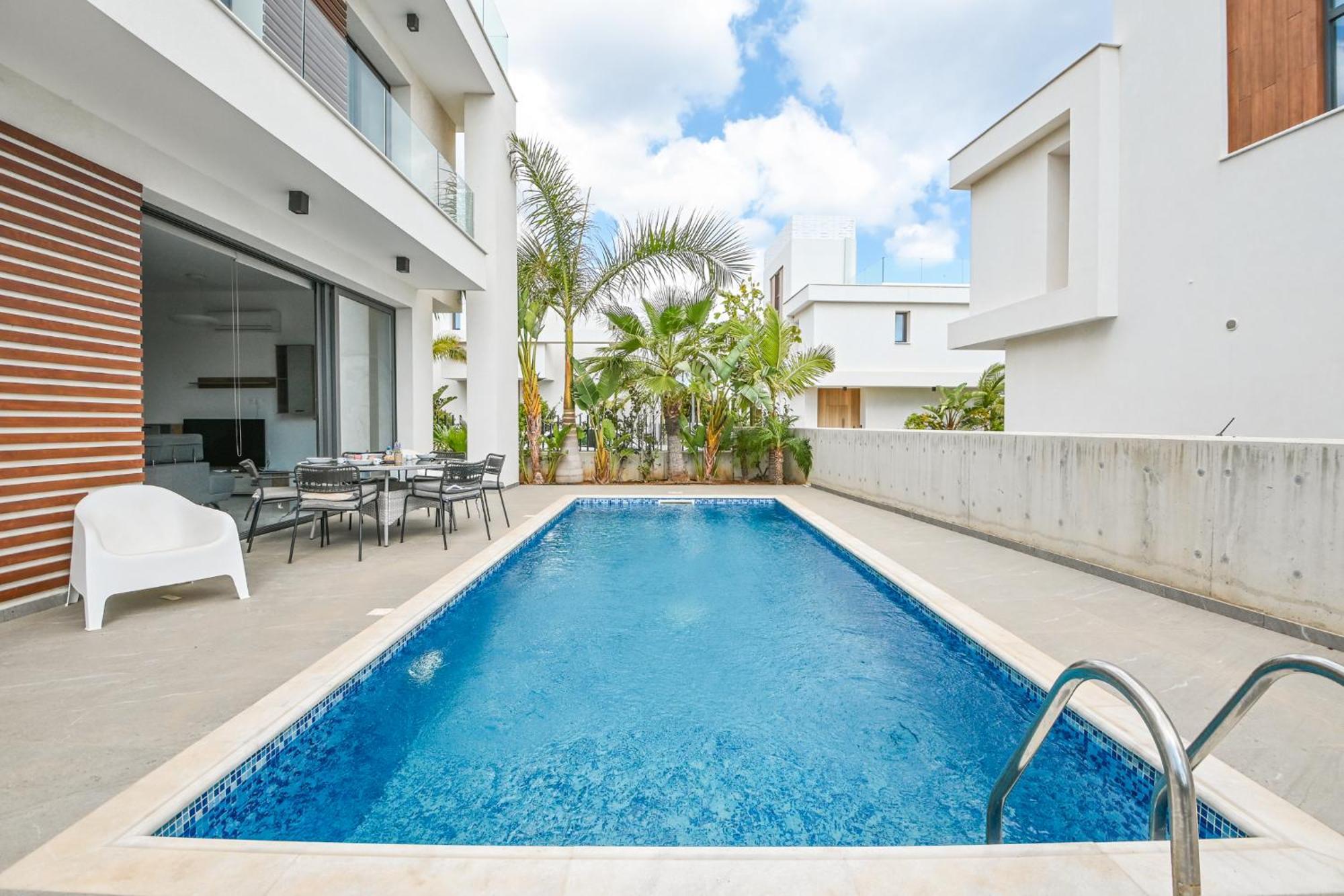 פרוטאראס By The Beach Villa 12 מראה חיצוני תמונה