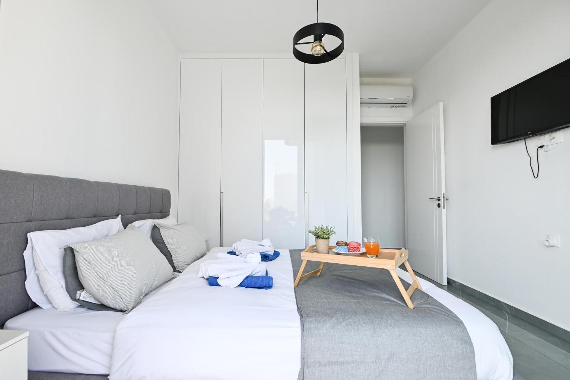 פרוטאראס By The Beach Villa 12 מראה חיצוני תמונה