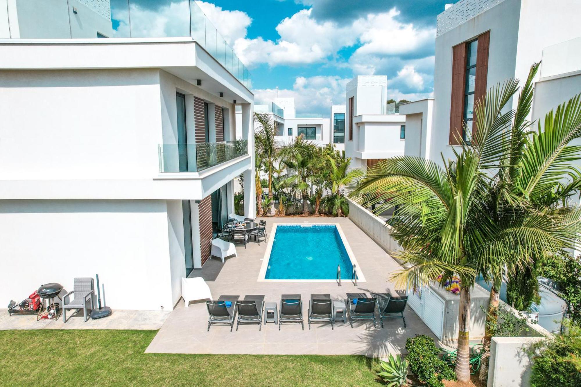 פרוטאראס By The Beach Villa 12 מראה חיצוני תמונה