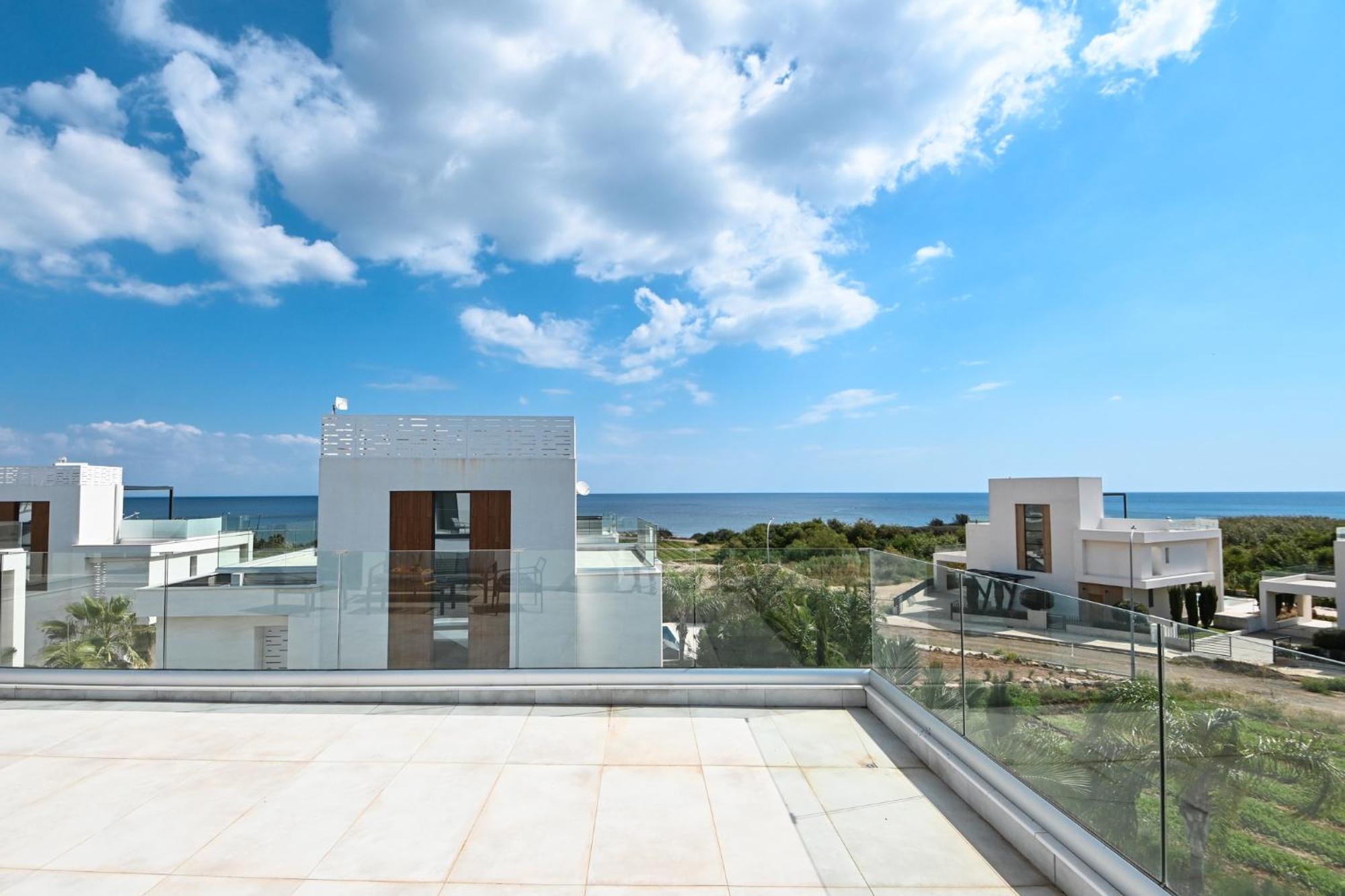 פרוטאראס By The Beach Villa 12 מראה חיצוני תמונה